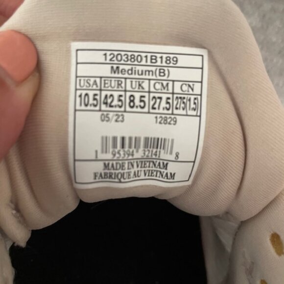 Brooks Women's Ghost 15 Running Shoe - Picture 2 of 4